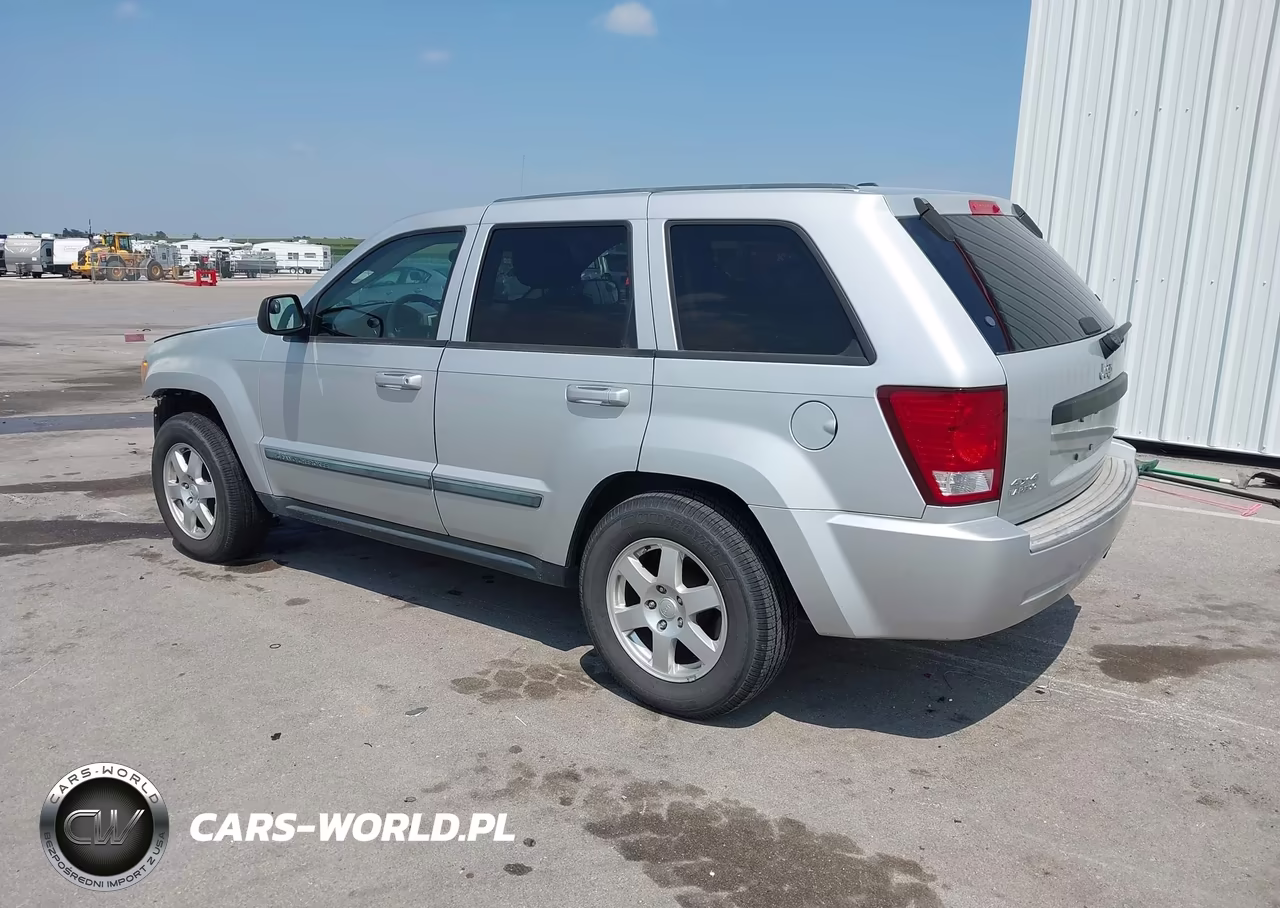2008 Jeep Grand Cherokee Laredo VIN:1J8GR48K48C190017 - 3