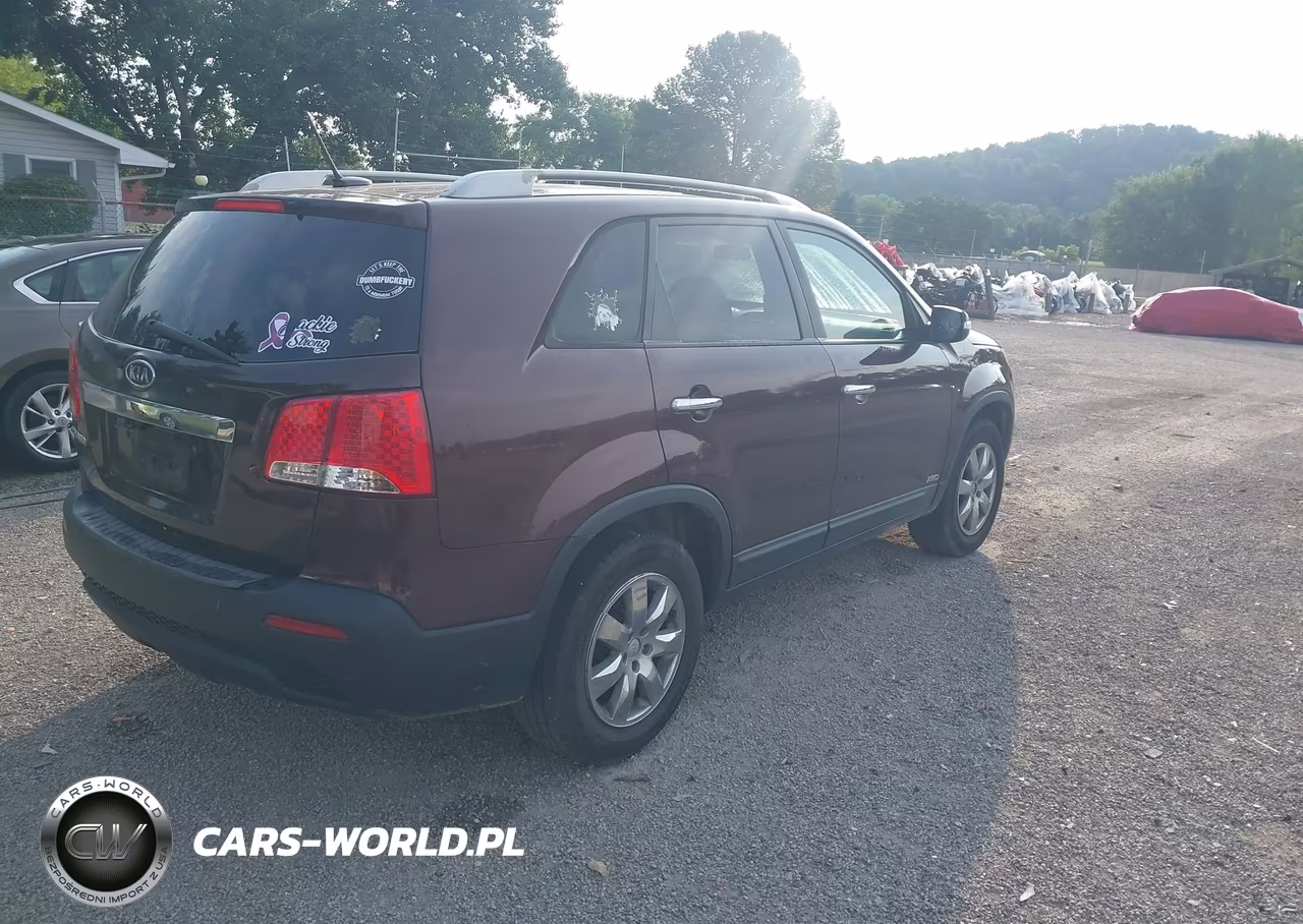 2012 Kia Sorento Lx V6 VIN:5XYKTDA21CG274393 - 4