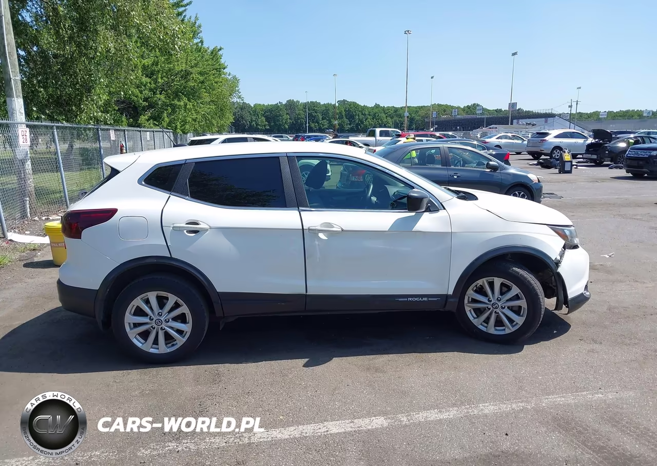 2019 Nissan Rogue Sport S VIN:JN1BJ1CP5KW223013 - 13