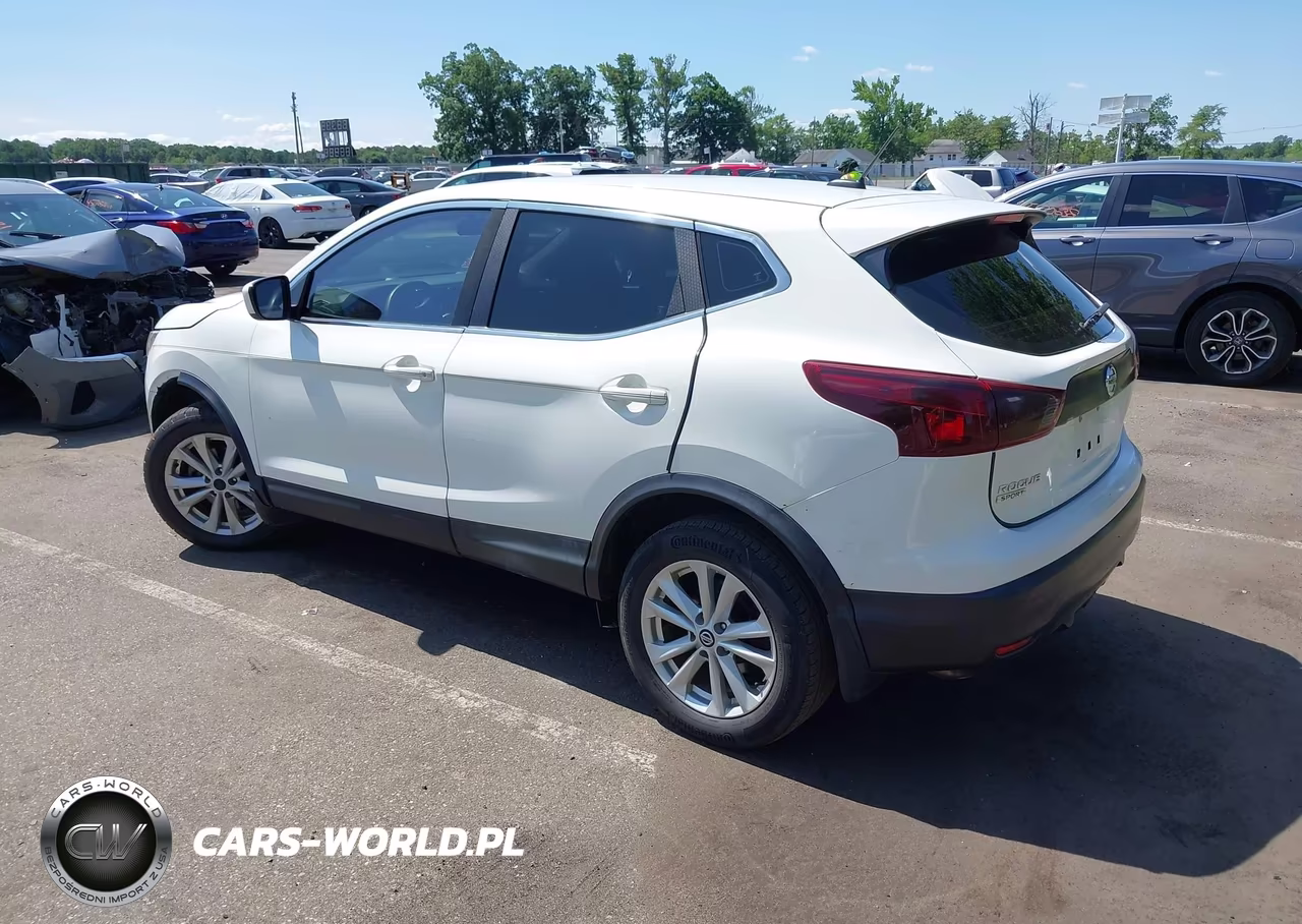 2019 Nissan Rogue Sport S VIN:JN1BJ1CP5KW223013 - 3