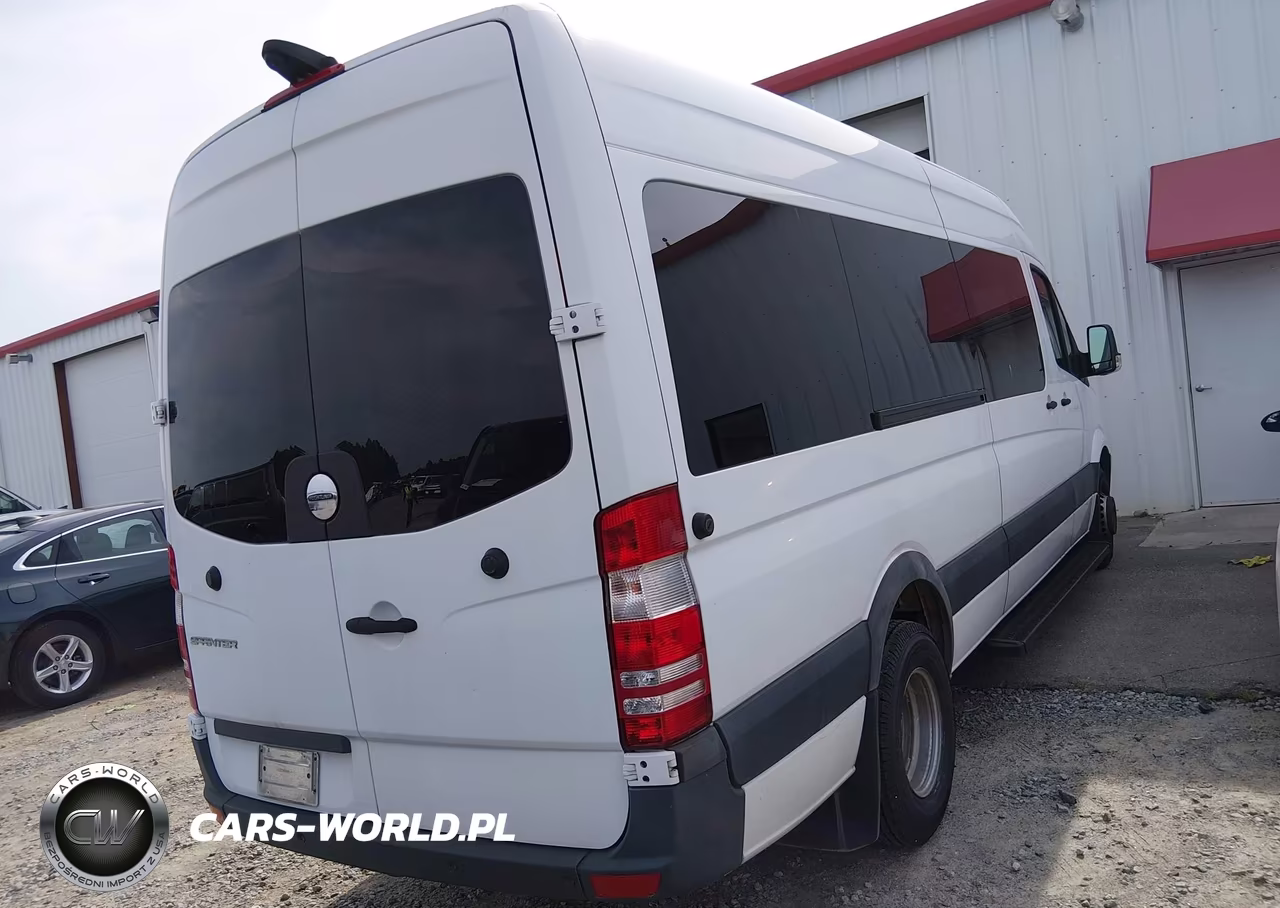 2017 Freightliner Sprinter 3500 VIN:WDPPF4CC1HP575066 - 4
