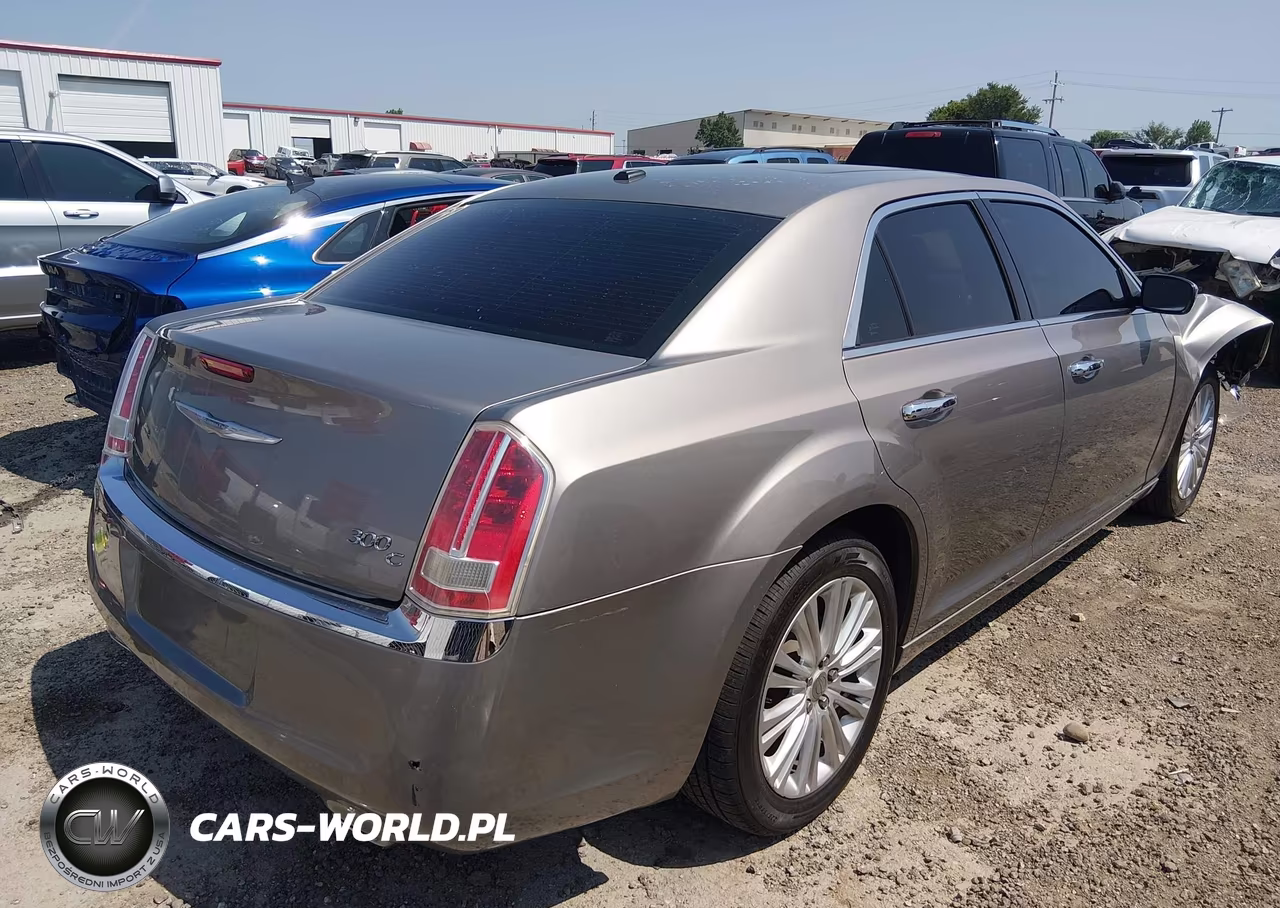2014 Chrysler 300C Awd VIN:2C3CCAKG9EH260473 - 4