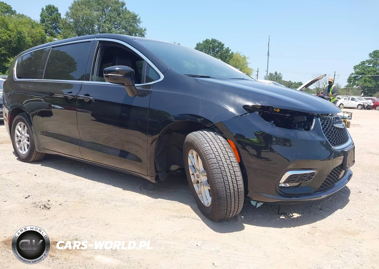 2026 Chrysler Pacifica Select VIN:2C4RC1BG9TR273074 - 1