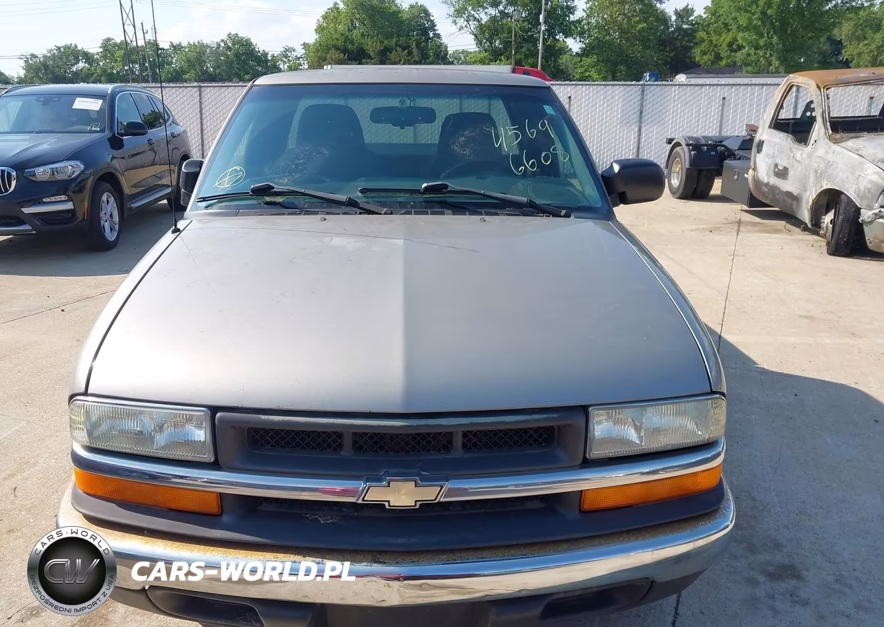 2002 Chevrolet S-10 Ls VIN:1GCCS195628108834 - 12