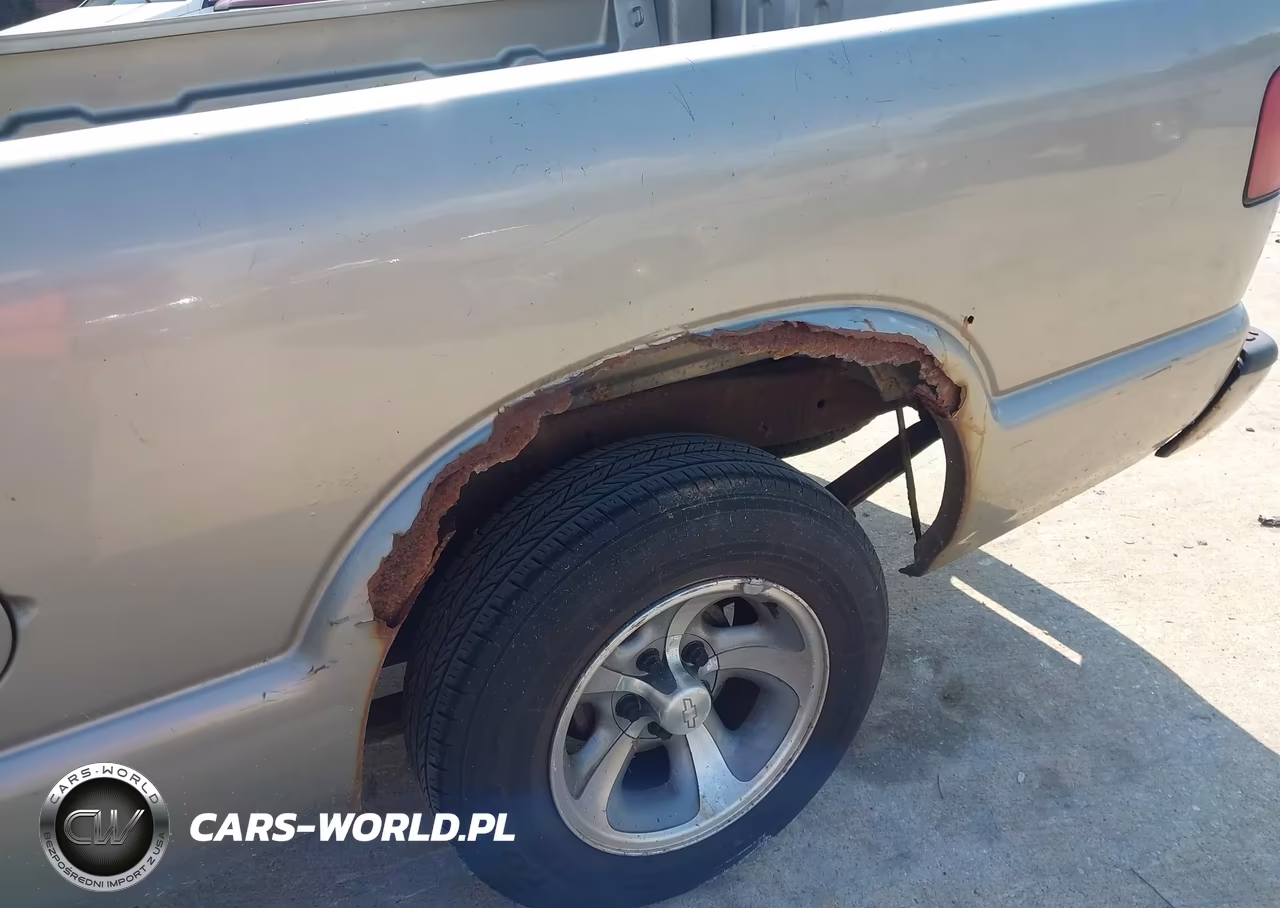 2002 Chevrolet S-10 Ls VIN:1GCCS195628108834 - 6