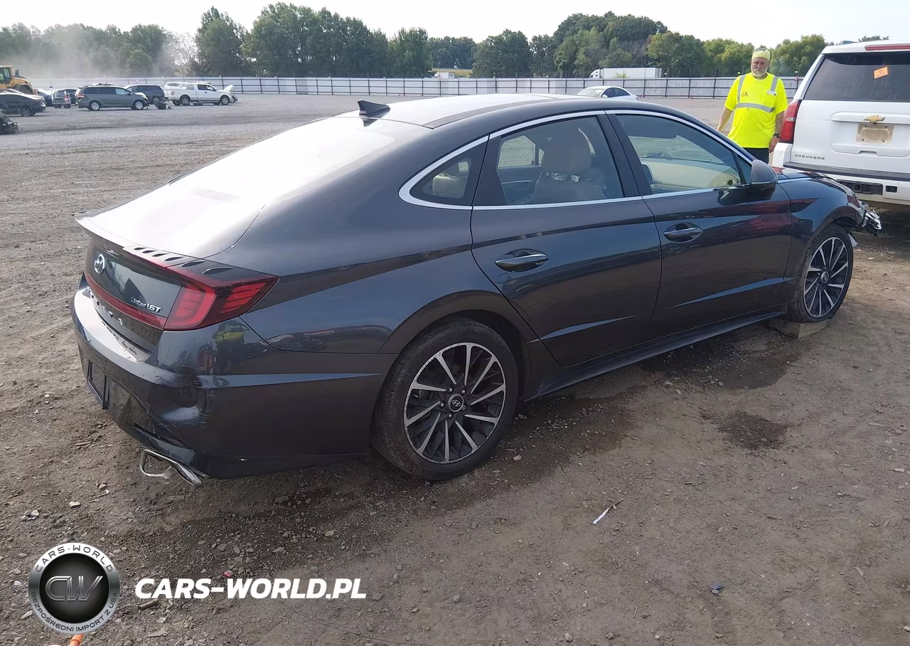2021 Hyundai Sonata Limited VIN:5NPEH4J20MH076106 - 4