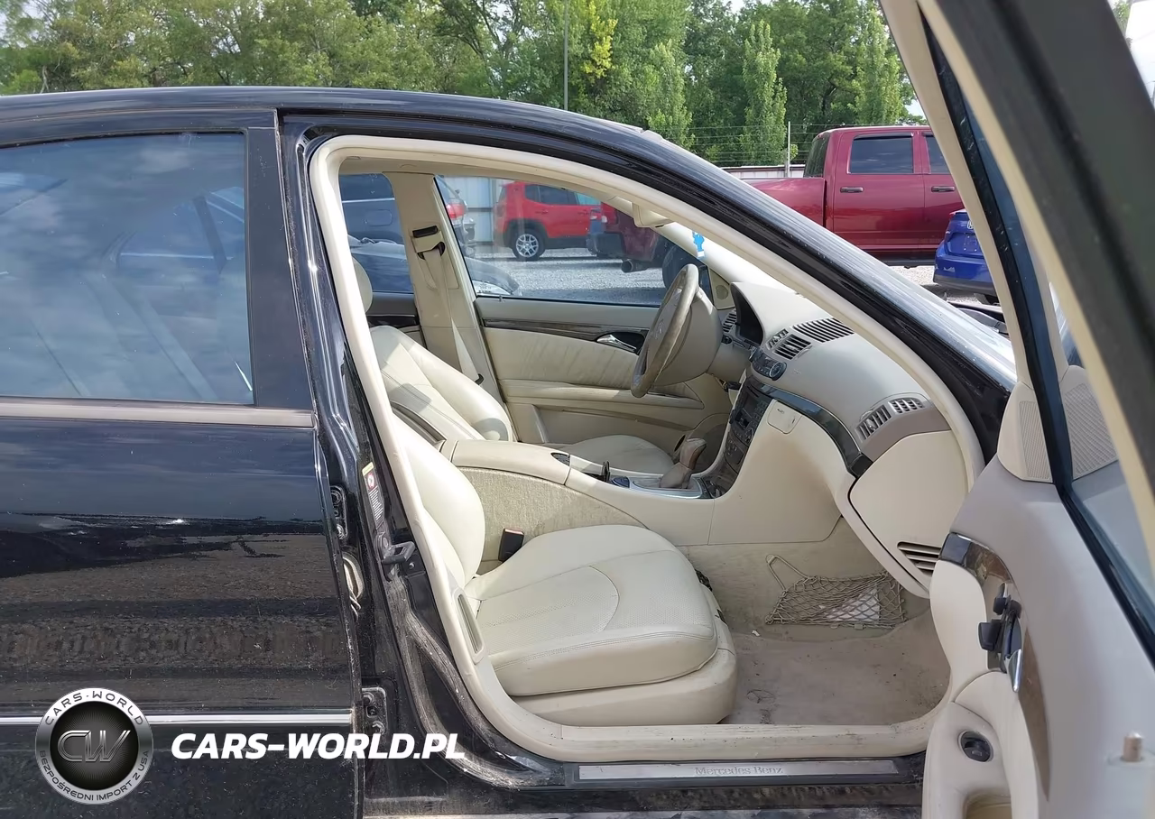 2003 Mercedes-Benz E 500 VIN:WDBUF70J53A112517 - 5
