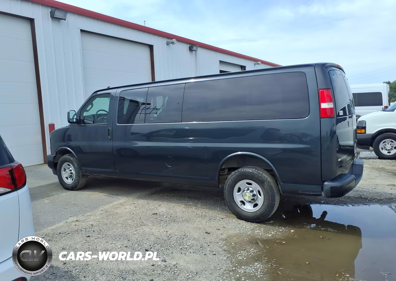 2017 Chevrolet Express 3500 Ls VIN:1GAZGNFG8H1293651 - 14