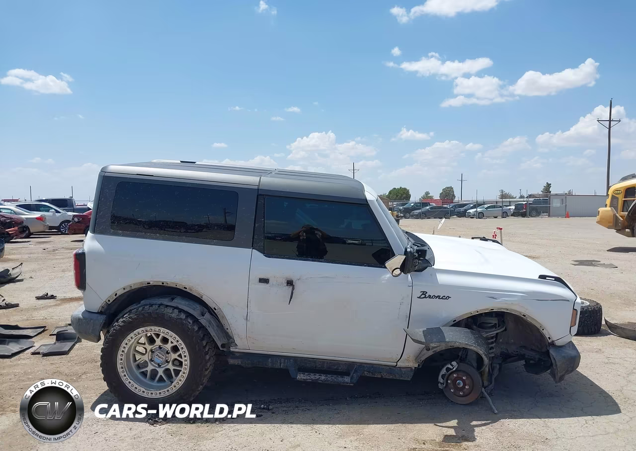 2022 Ford Bronco Big Bend VIN:1FMDE5CPXNLB83630 - 14
