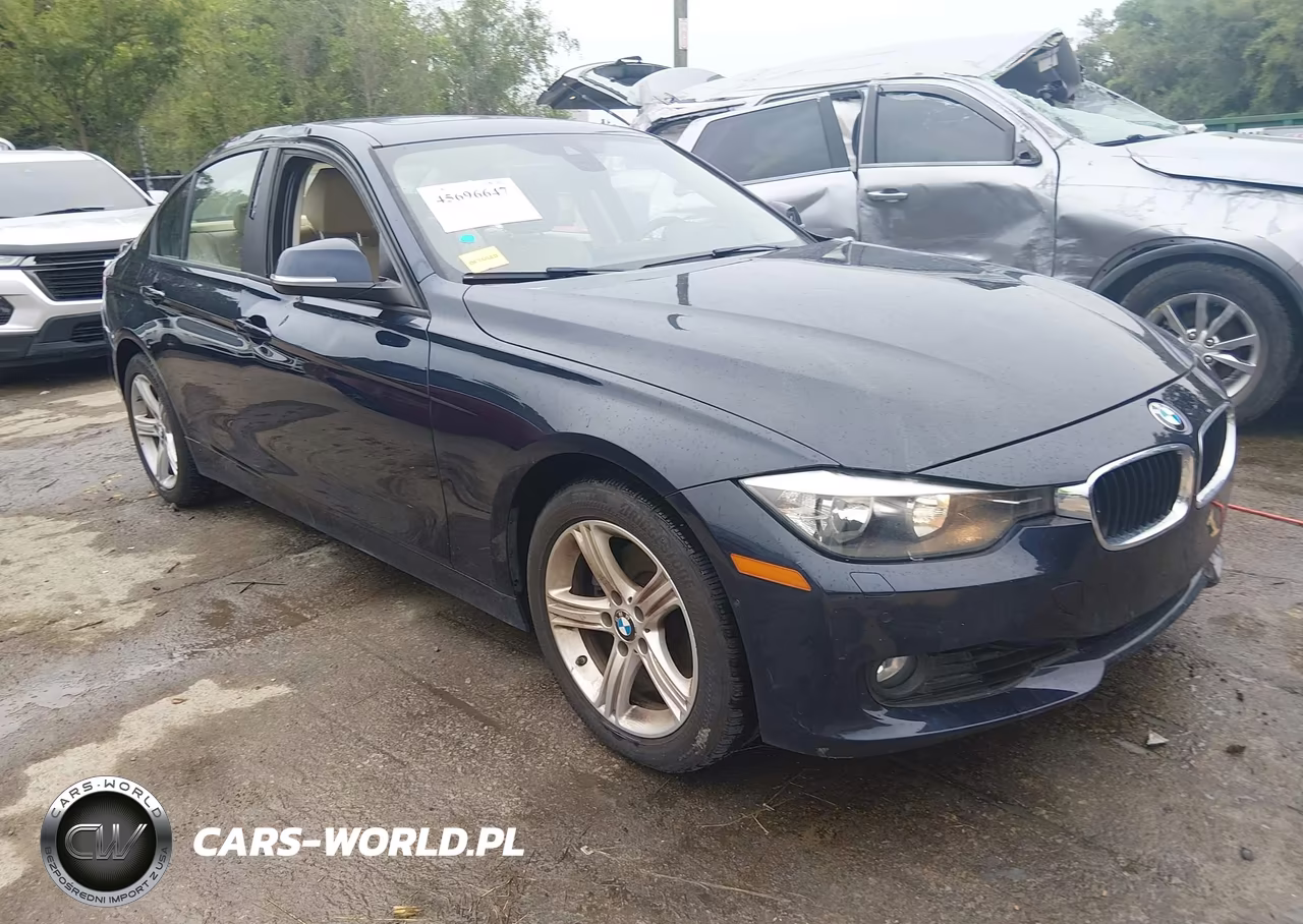 2013 BMW 328I xDrive – zdjęcie 1 z 17