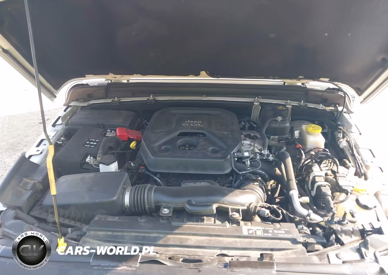 2019 Jeep Wrangler Unlimited Sahara 4X4 VIN:1C4HJXEN3KW576517 - 10