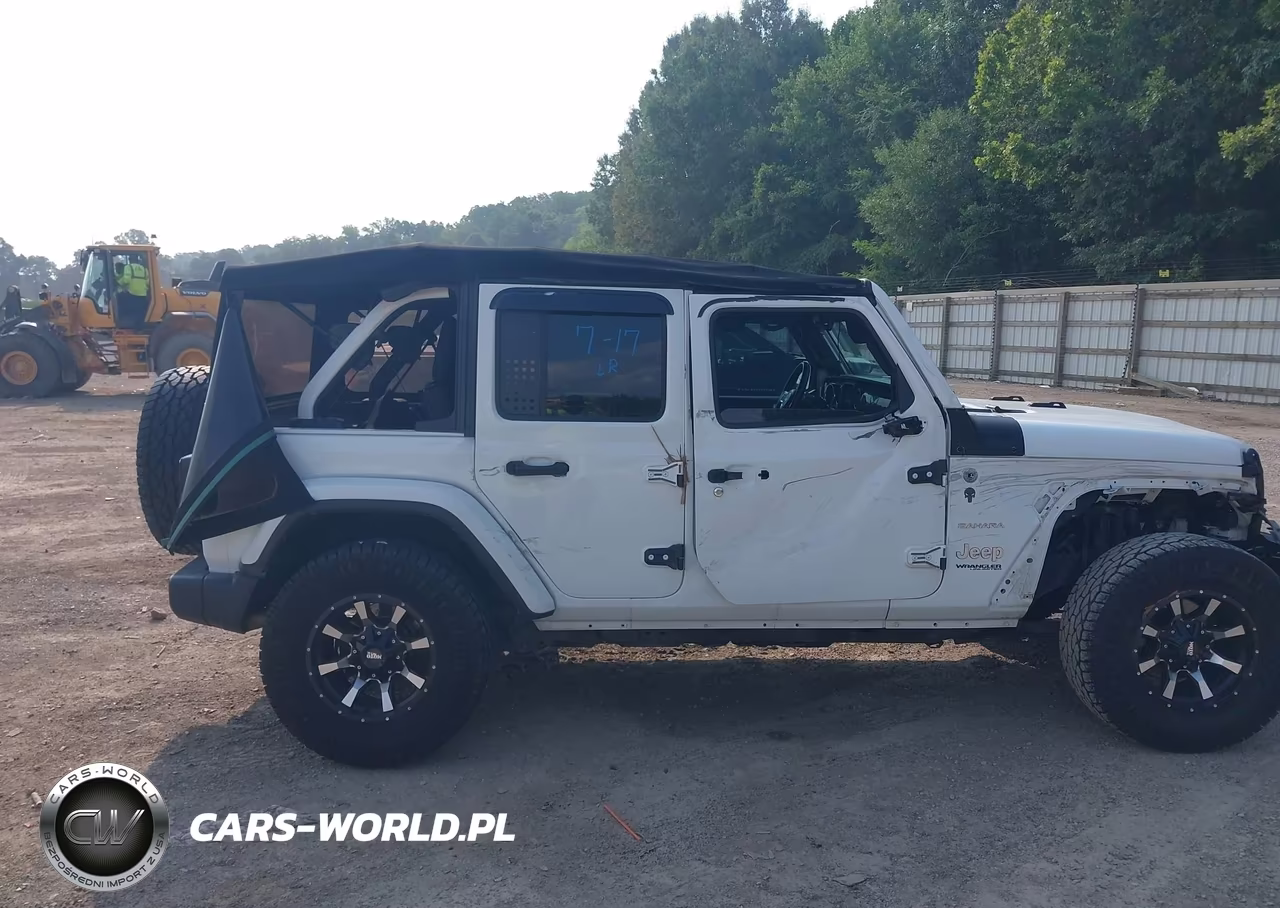 2019 Jeep Wrangler Unlimited Sahara 4X4 VIN:1C4HJXEN3KW576517 - 6