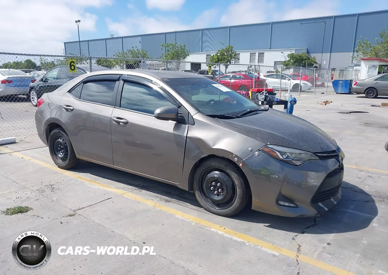 2018 Toyota Corolla Xle – zdjęcie 1 z 18
