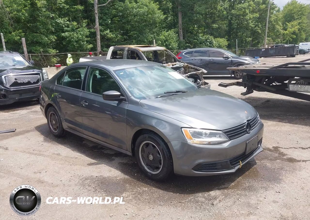 2014 Volkswagen Jetta 2.0L S – zdjęcie 1 z 16