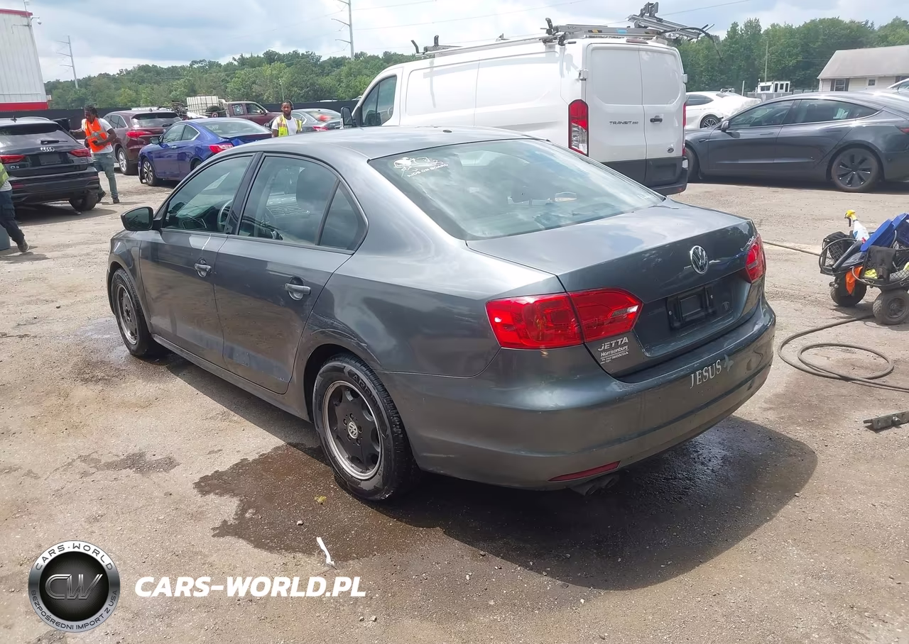 2014 Volkswagen Jetta 2.0L S VIN:3VW2K7AJ8EM290573 - 3