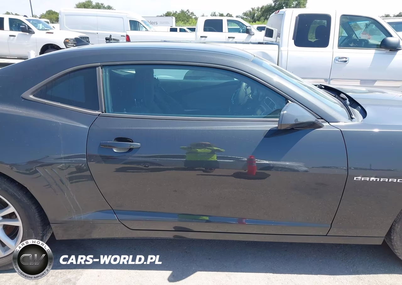 2015 Chevrolet Camaro 2Ls VIN:2G1FB1E32F9268908 - 13