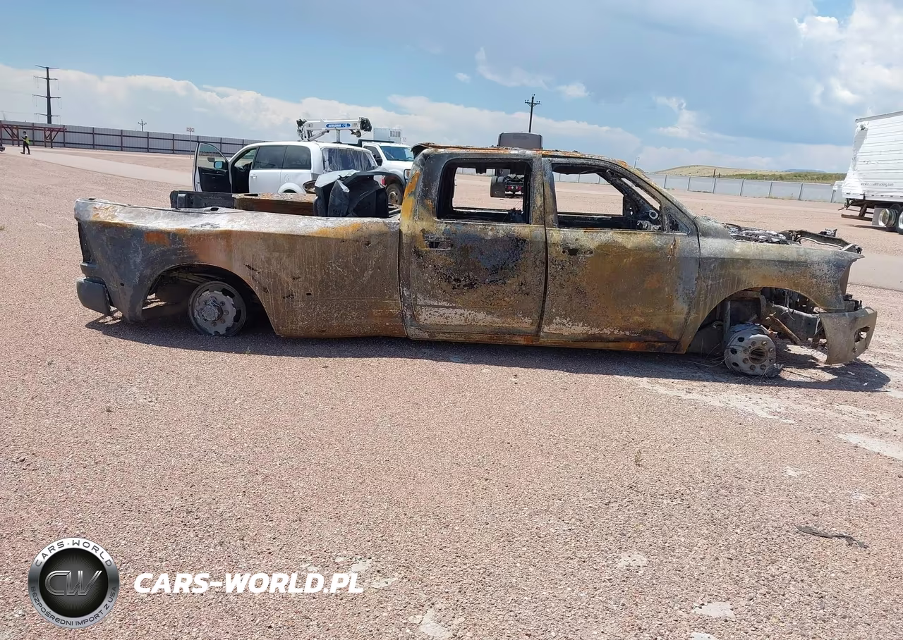2022 Ram 3500 Big Horn 4X4 8' Box VIN:3C63RRHL0NG175428 - 4
