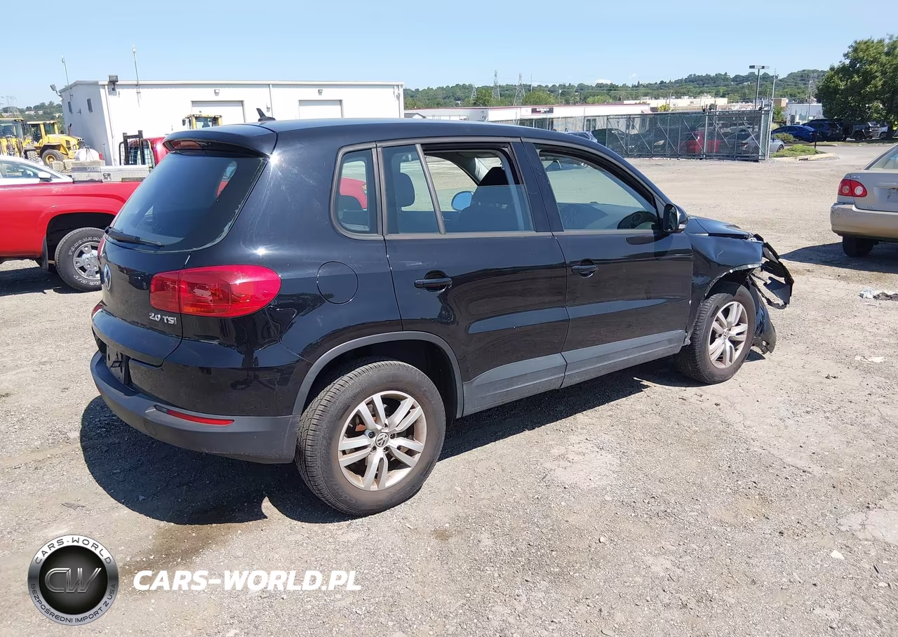 2014 Volkswagen Tiguan S VIN:WVGAV3AX4EW593218 - 4