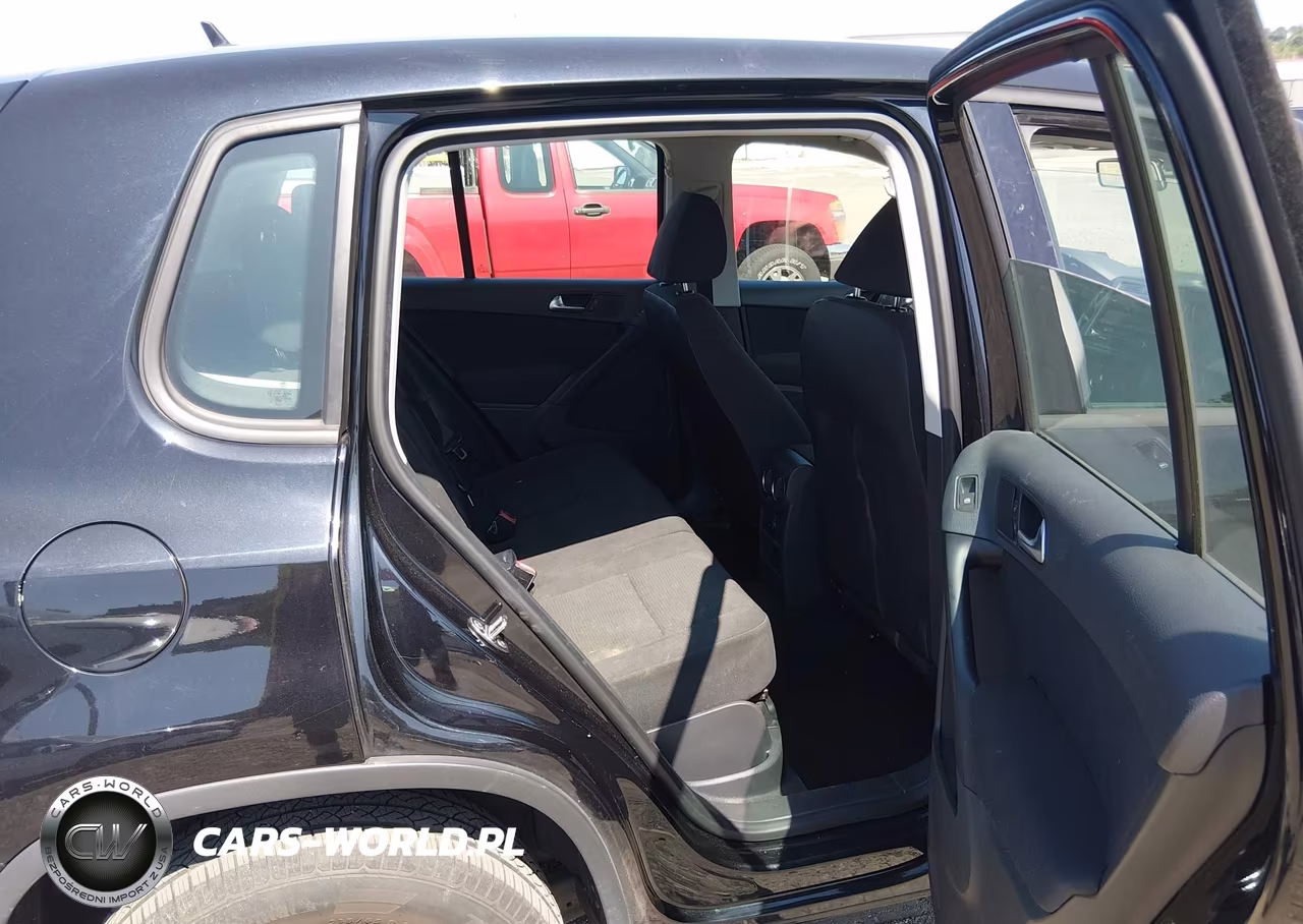 2014 Volkswagen Tiguan S VIN:WVGAV3AX4EW593218 - 8