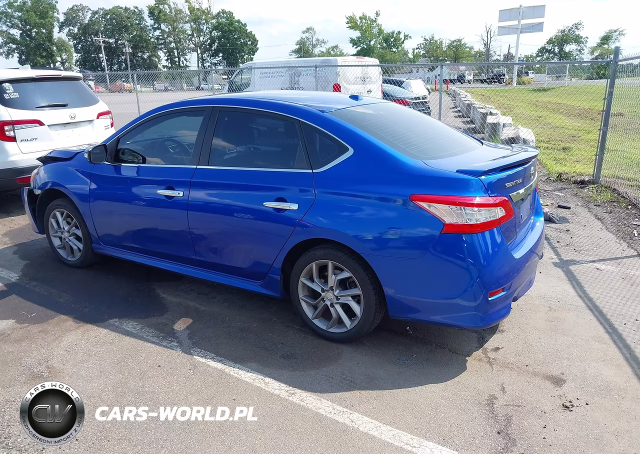 2015 Nissan Sentra Sr VIN:3N1AB7AP5FY312996 - 3