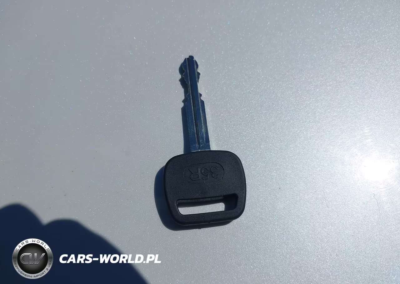 2002 Toyota Camry Se VIN:JTDBE32K020069946 - 11