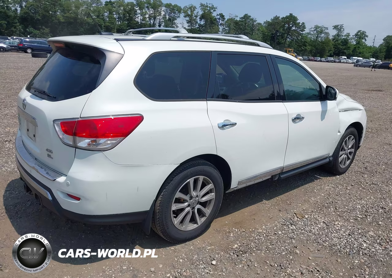 2015 Nissan Pathfinder Sl VIN:5N1AR2MM9FC616317 - 4