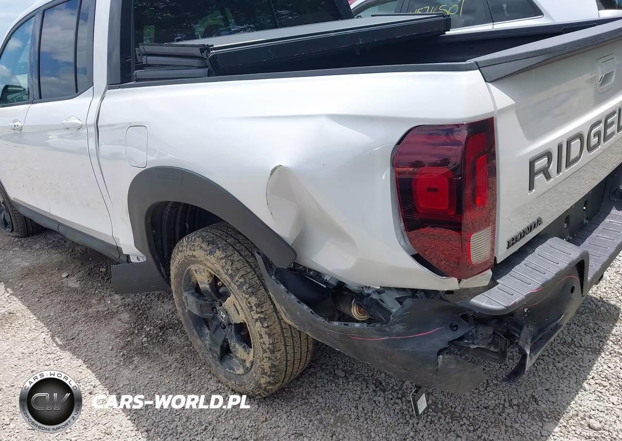 2026 Honda Ridgeline Black Edition VIN:5FPYK3F88TB014513 - 6