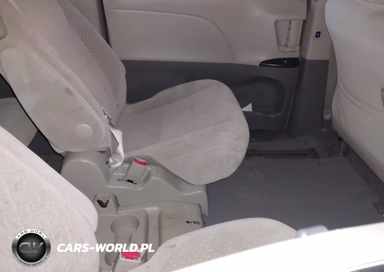 2015 Toyota Sienna Le 8 Passenger VIN:5TDKK3DC8FS673858 - 8