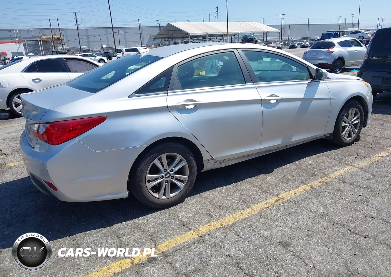 2014 Hyundai Sonata Gls VIN:5NPEB4ACXEH905386 - 4