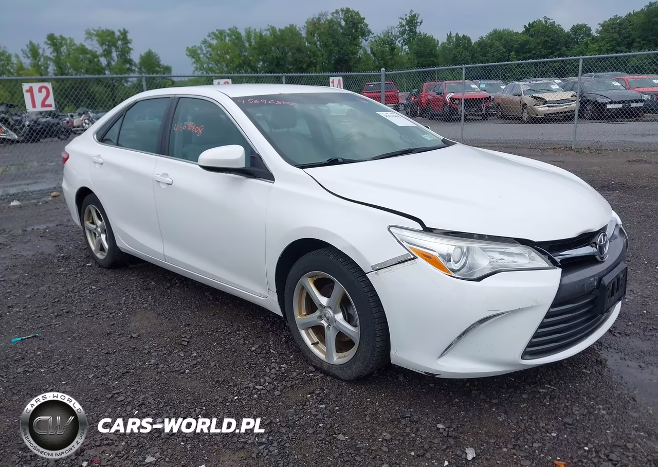 2017 Toyota Camry Le – zdjęcie 1 z 16