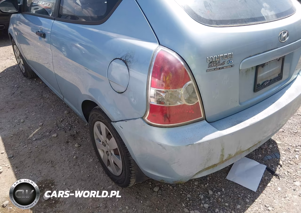 2008 Hyundai Accent Gs VIN:KMHCM36C08U073387 - 6
