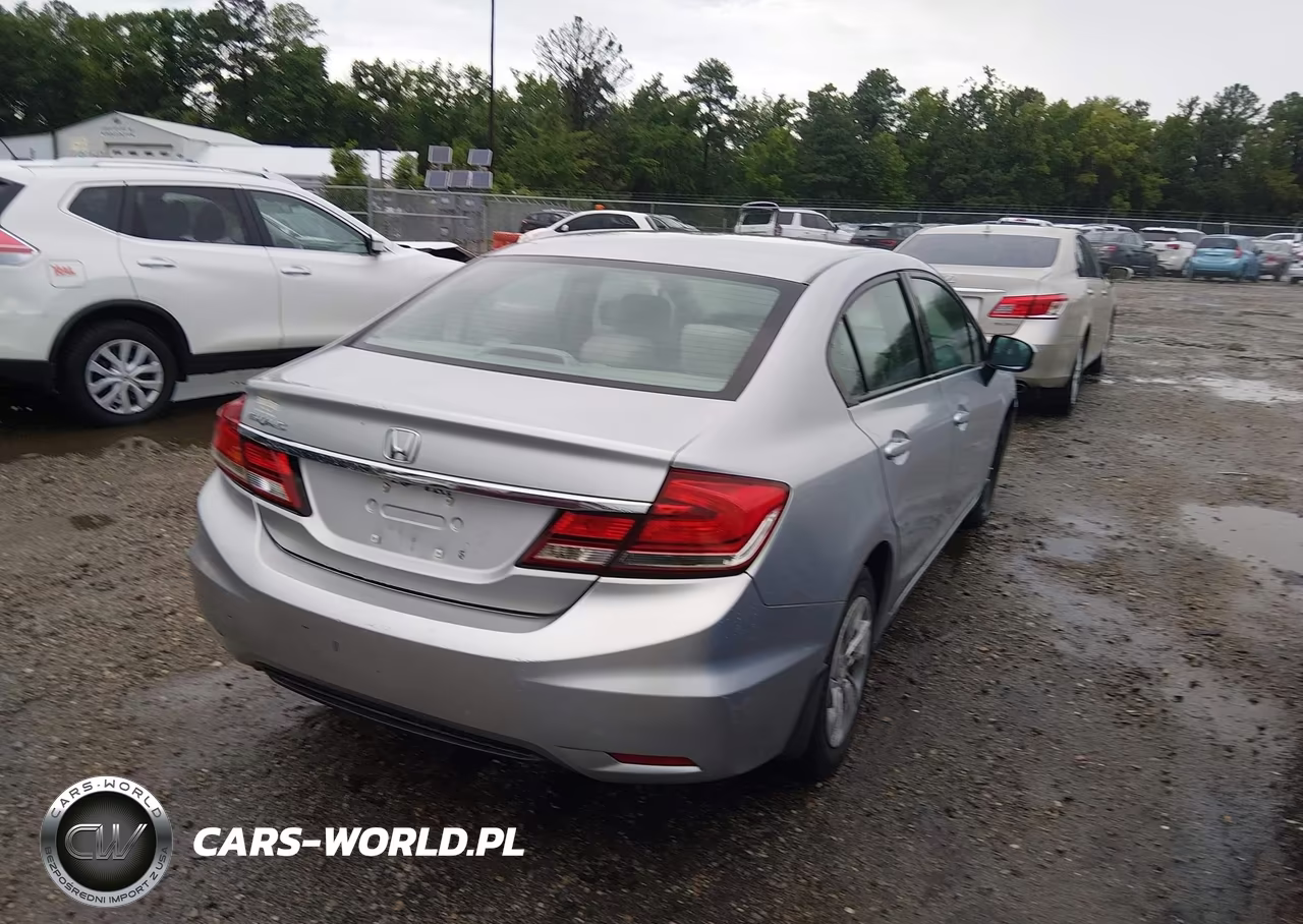 2015 Honda Civic Lx VIN:2HGFB2F5XFH566143 - 4