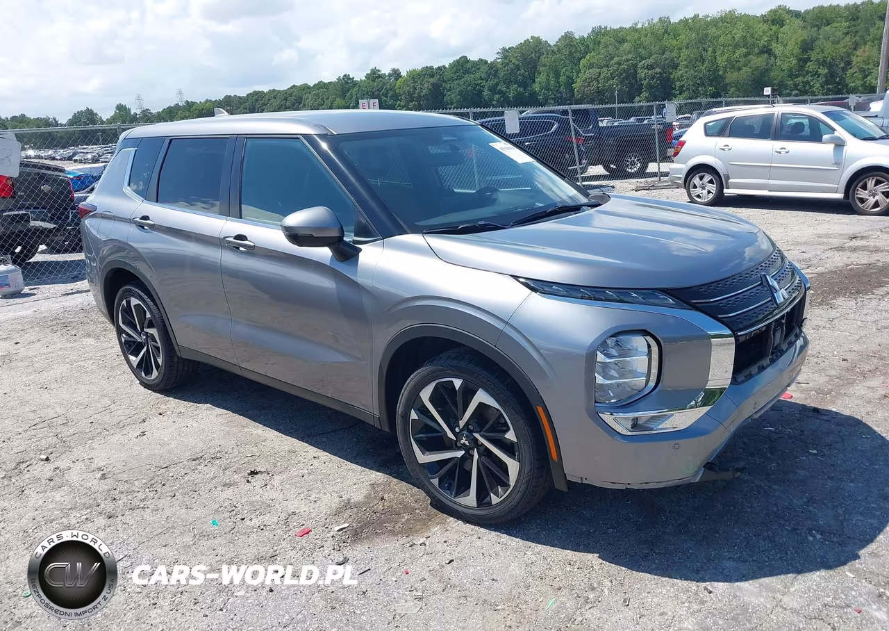 2022 Mitsubishi Outlander Black Edition 2Wd-Se 2.5 2Wd-Se Launch Edition 2Wd