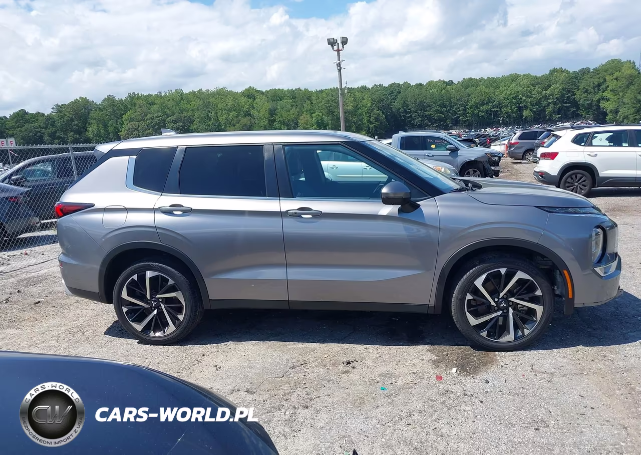 2022 Mitsubishi Outlander Black Edition 2Wd-Se 2.5 2Wd-Se Launch Edition 2Wd VIN:JA4J3UA82NZ024997 - 13