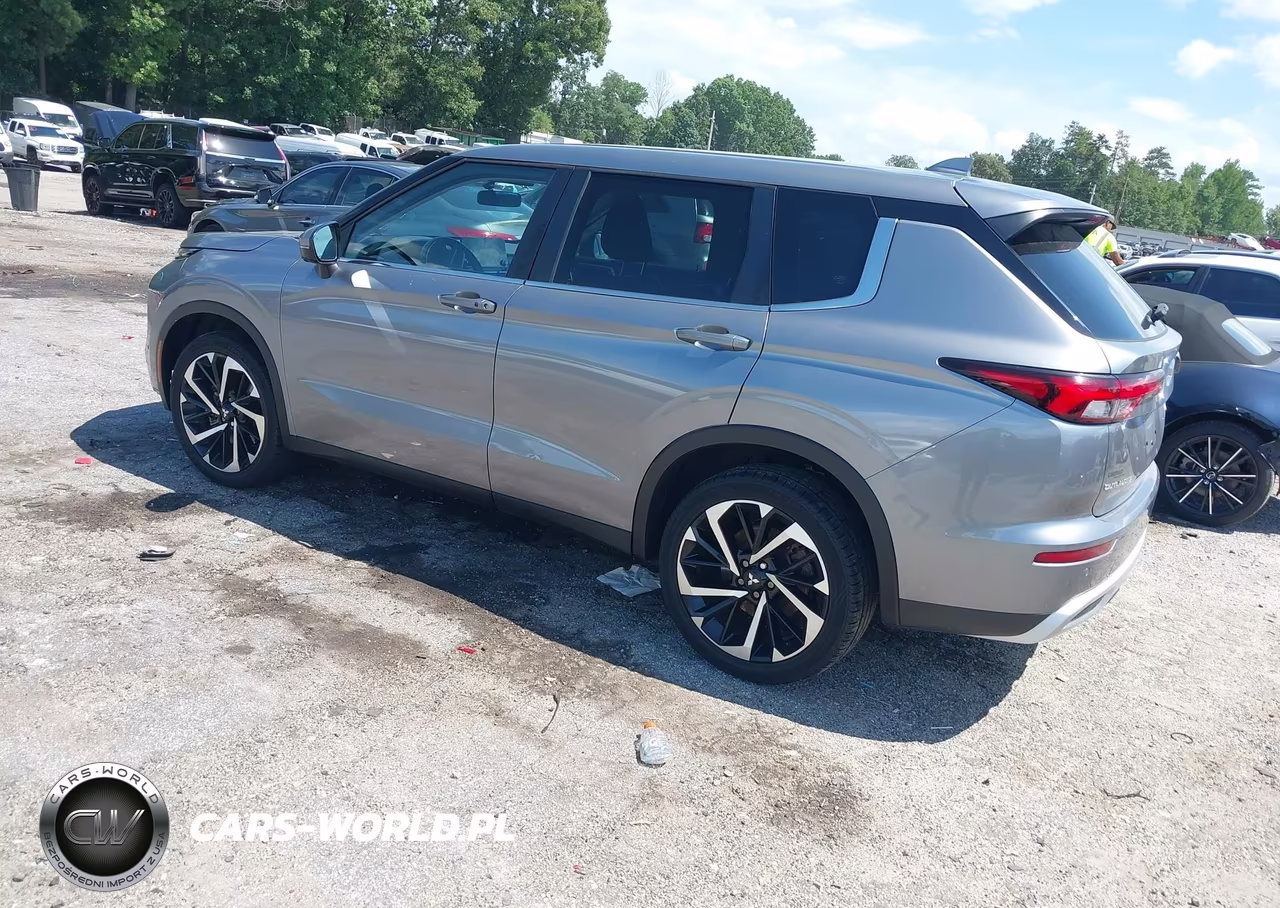 2022 Mitsubishi Outlander Black Edition 2Wd-Se 2.5 2Wd-Se Launch Edition 2Wd VIN:JA4J3UA82NZ024997 - 3
