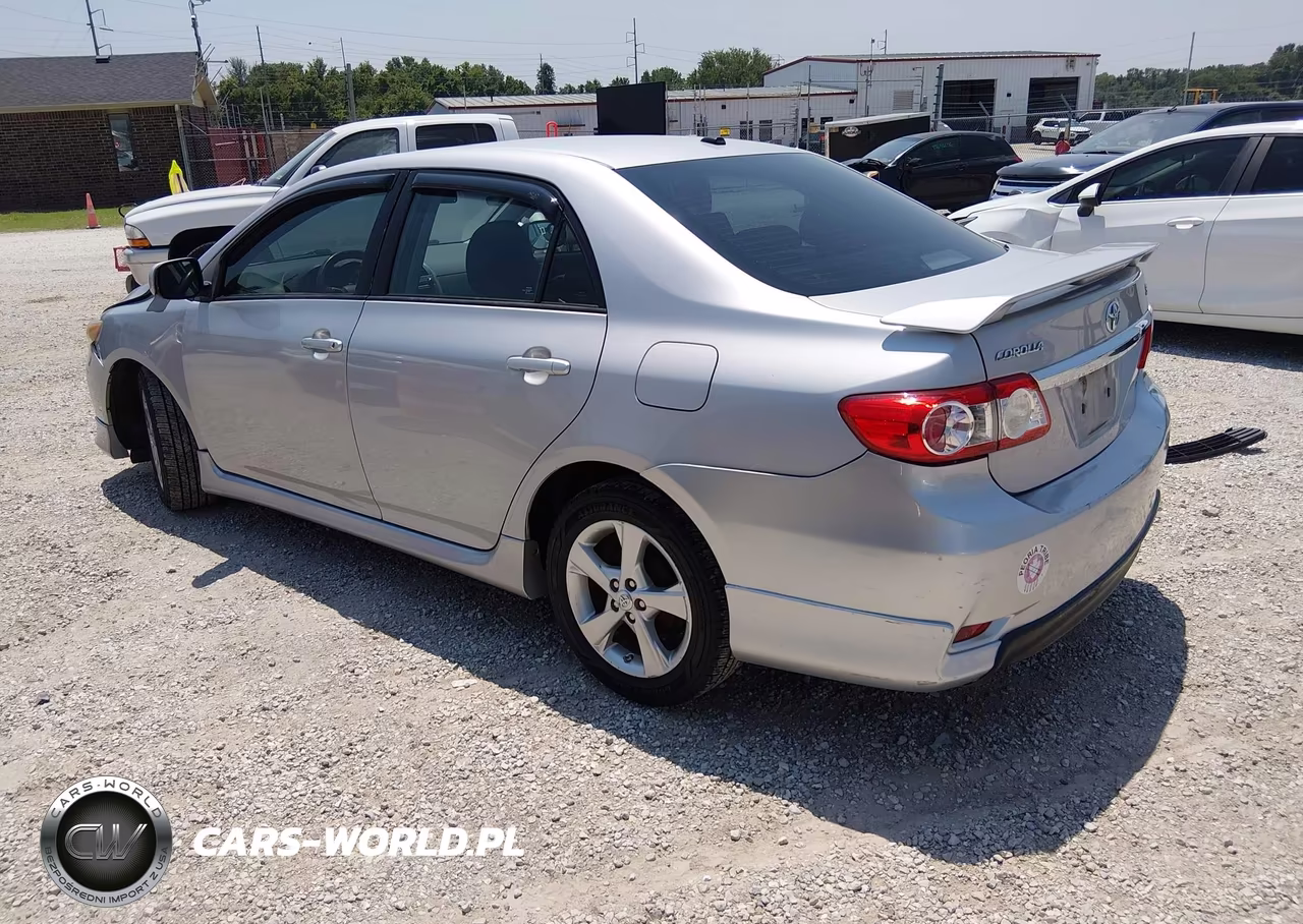 2011 Toyota Corolla S VIN:2T1BU4EE9BC723170 - 3