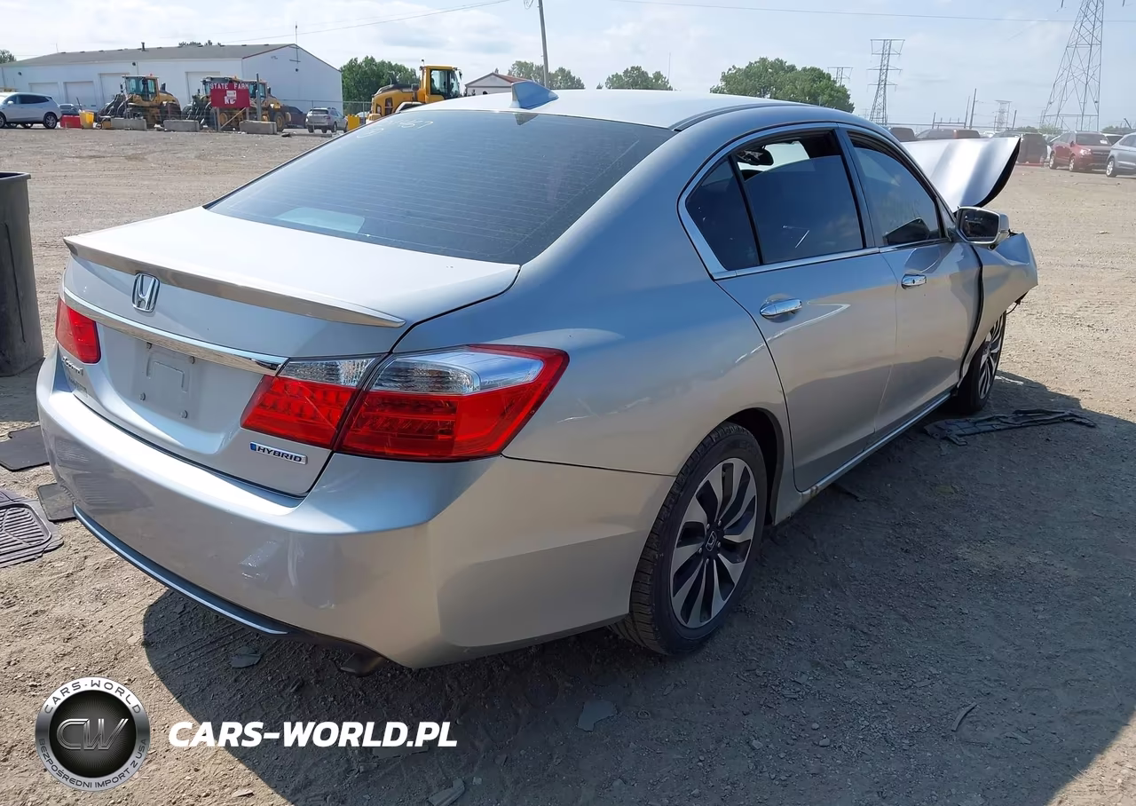 2015 Honda Accord Hybrid Ex-L VIN:1HGCR6F55FA001464 - 4