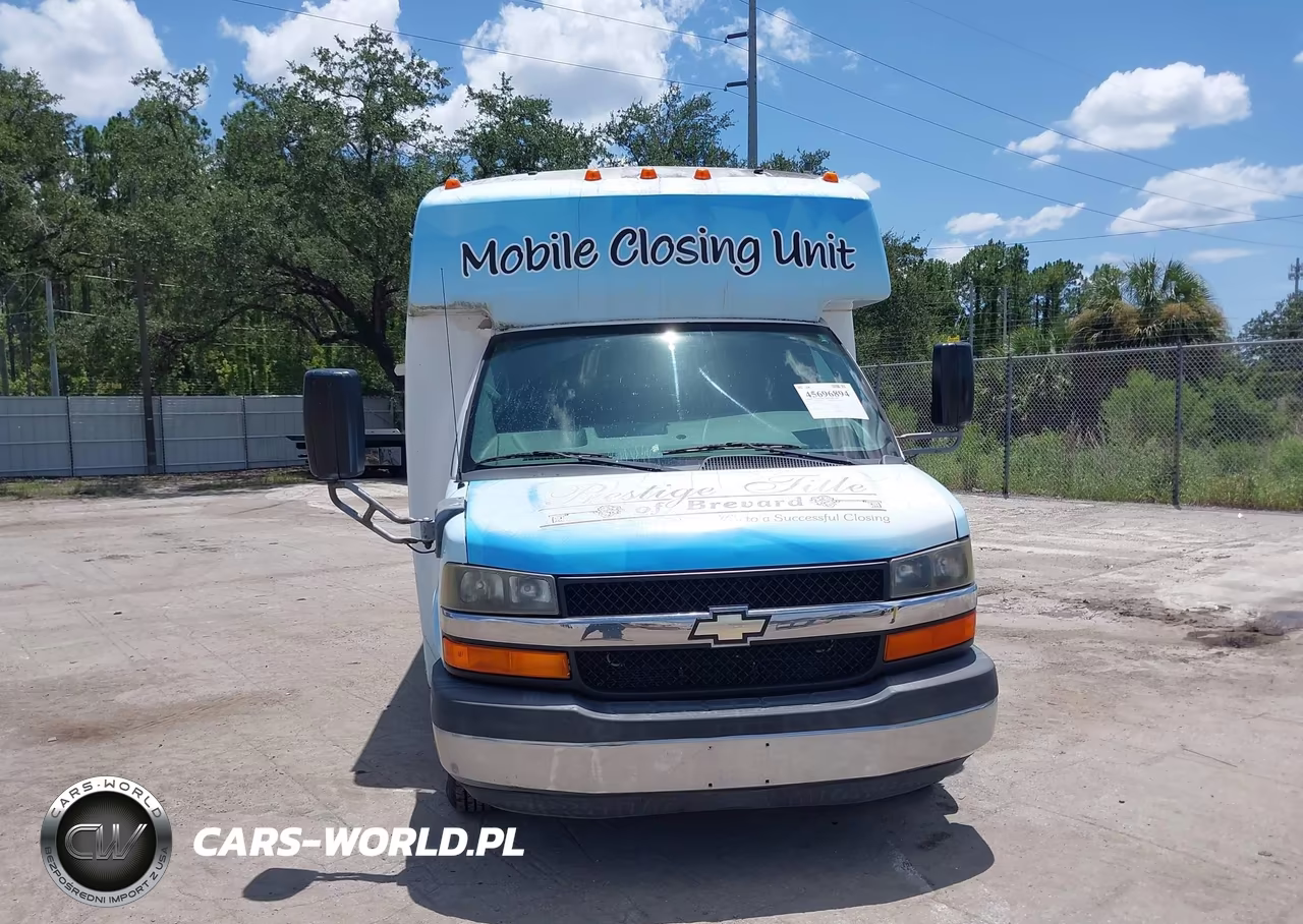 2012 Chevrolet Express Cutaway 4500 Series Diesel VIN:1GB6G5BL8C1182382 - 12