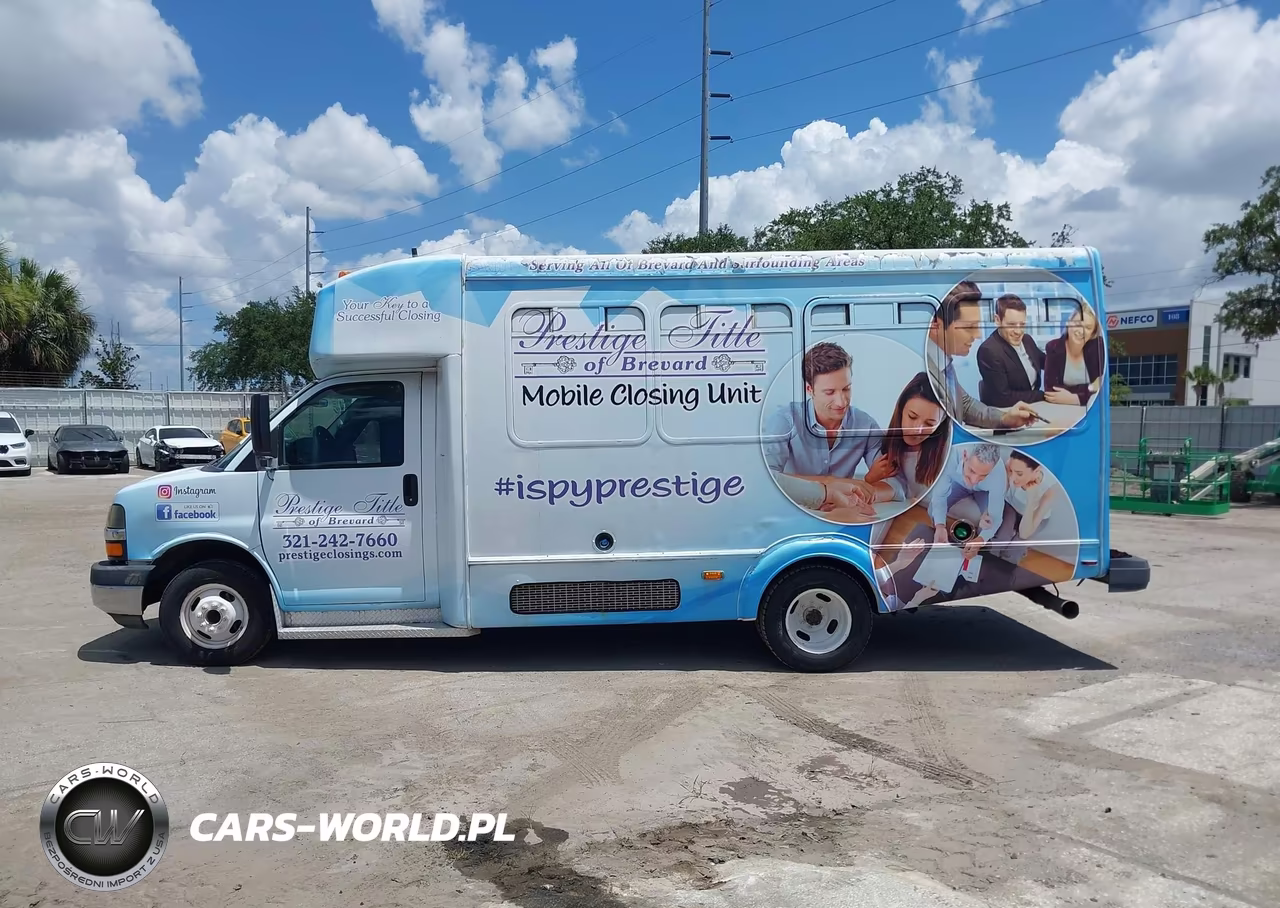 2012 Chevrolet Express Cutaway 4500 Series Diesel VIN:1GB6G5BL8C1182382 - 14