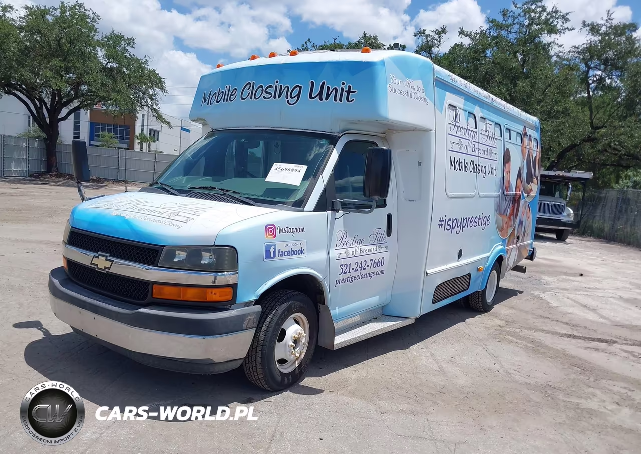 2012 Chevrolet Express Cutaway 4500 Series Diesel VIN:1GB6G5BL8C1182382 - 2