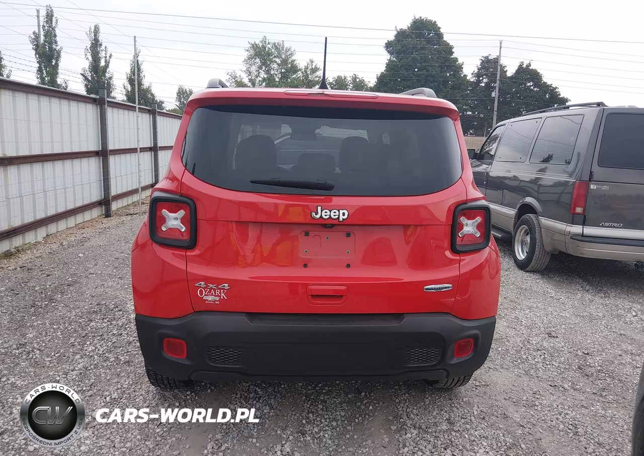 2022 Jeep Renegade Latitude 4X4 VIN:ZACNJDB12NPN48516 - 17