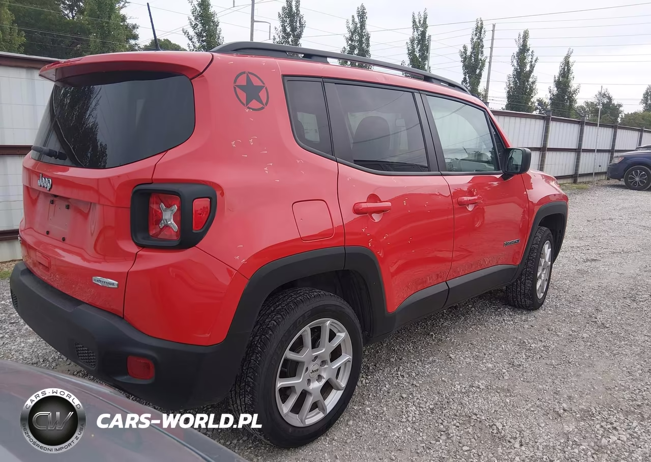 2022 Jeep Renegade Latitude 4X4 VIN:ZACNJDB12NPN48516 - 4