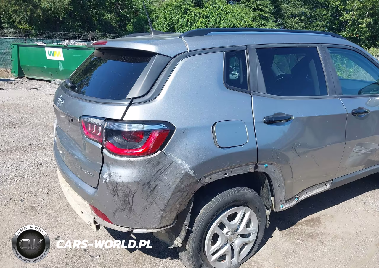 2018 Jeep Compass Sport 4X4 VIN:3C4NJDAB4JT177004 - 18