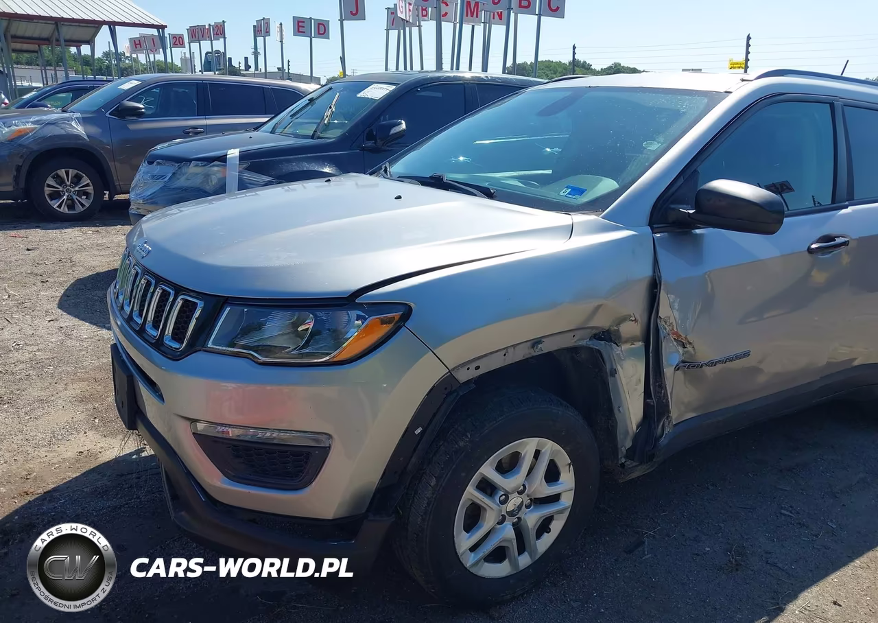 2018 Jeep Compass Sport 4X4 VIN:3C4NJDAB4JT177004 - 6