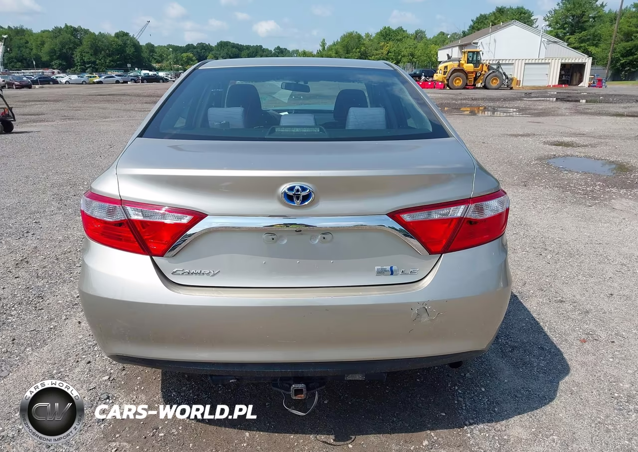 2016 Toyota Camry Hybrid Le VIN:4T1BD1FK9GU186261 - 16