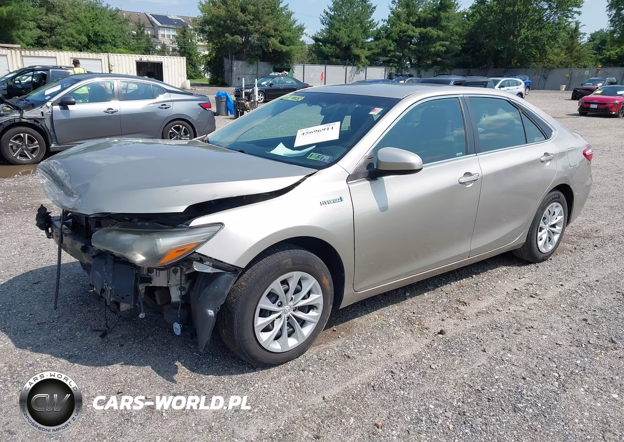 2016 Toyota Camry Hybrid Le VIN:4T1BD1FK9GU186261 - 2