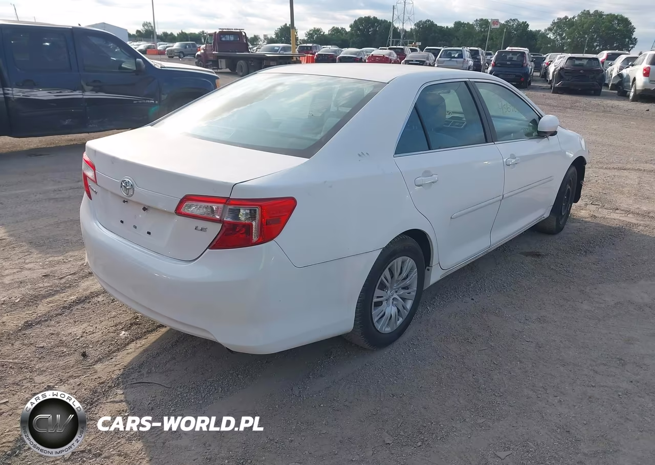 2012 Toyota Camry Le VIN:4T4BF1FK8CR214979 - 4