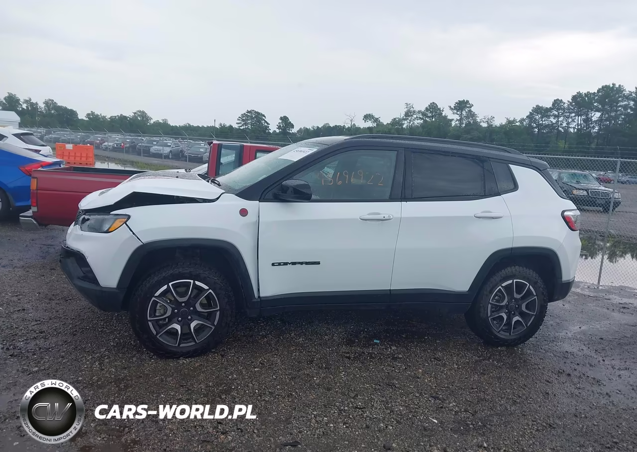 2026 Jeep Compass Trailhawk VIN:3C4NJDDN1TT186316 - 14