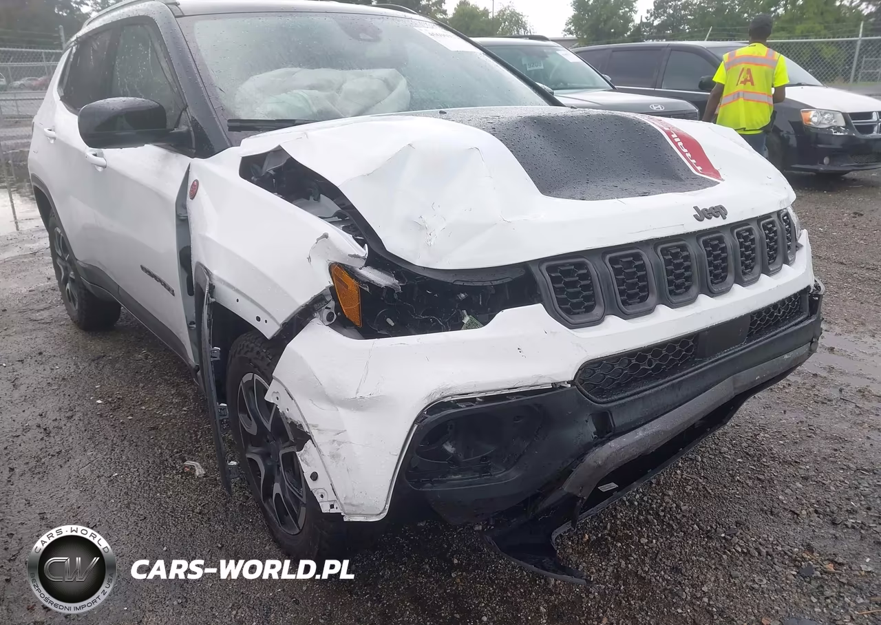 2026 Jeep Compass Trailhawk VIN:3C4NJDDN1TT186316 - 6