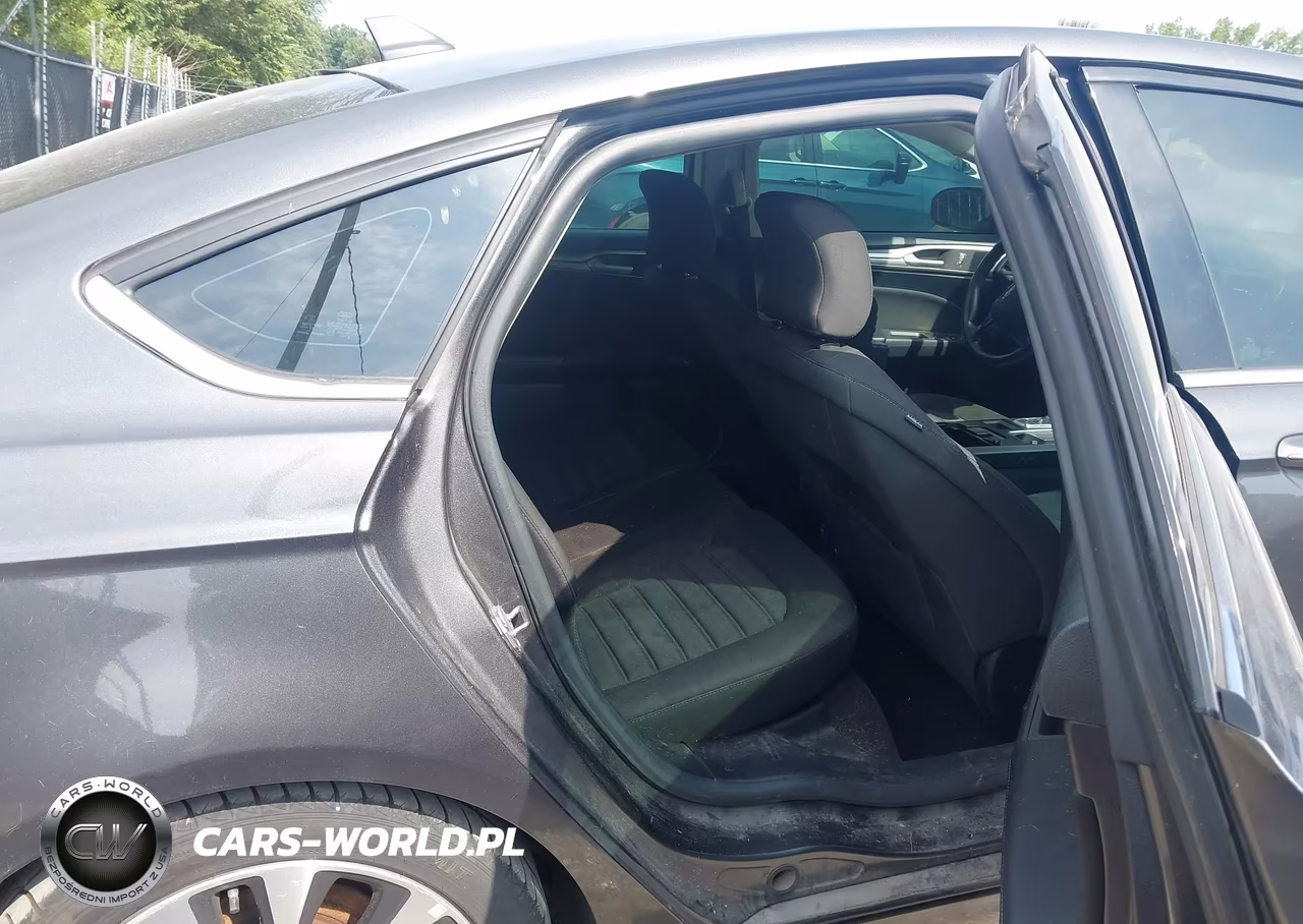 2019 Ford Fusion Se VIN:3FA6P0T99KR223968 - 8